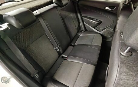 Opel Astra J, 2011 год, 400 000 рублей, 13 фотография