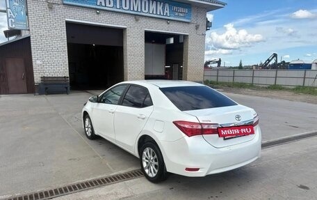 Toyota Corolla, 2014 год, 1 050 000 рублей, 4 фотография