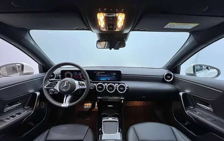 Mercedes-Benz A-Класс, 2023 год, 1 600 000 рублей, 7 фотография