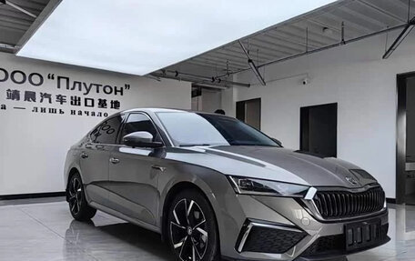 Skoda Octavia IV, 2023 год, 1 870 000 рублей, 2 фотография