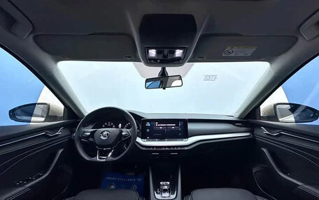 Skoda Octavia IV, 2023 год, 1 790 000 рублей, 11 фотография