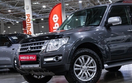 Mitsubishi Pajero IV, 2017 год, 3 500 000 рублей, 2 фотография