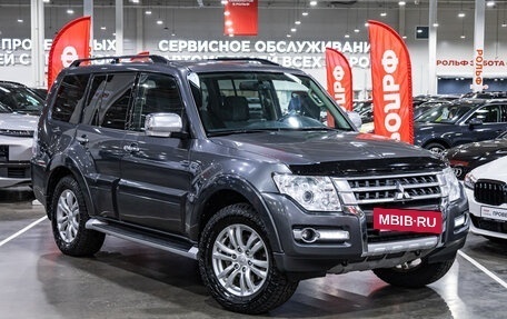 Mitsubishi Pajero IV, 2017 год, 3 500 000 рублей, 4 фотография