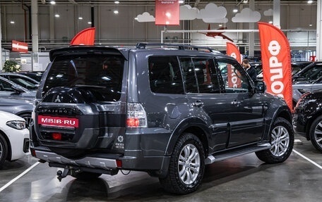 Mitsubishi Pajero IV, 2017 год, 3 500 000 рублей, 5 фотография
