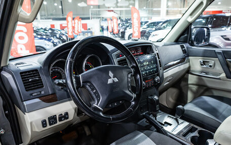 Mitsubishi Pajero IV, 2017 год, 3 500 000 рублей, 12 фотография