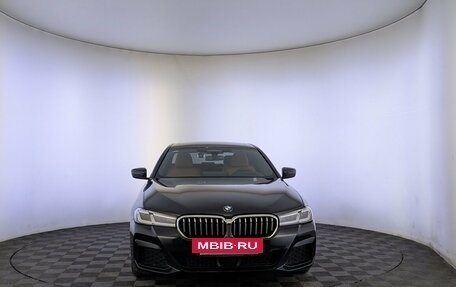 BMW 5 серия, 2021 год, 4 550 000 рублей, 2 фотография