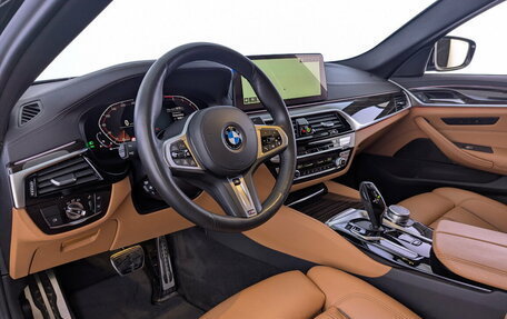 BMW 5 серия, 2021 год, 4 550 000 рублей, 17 фотография