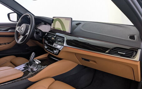 BMW 5 серия, 2021 год, 4 550 000 рублей, 23 фотография
