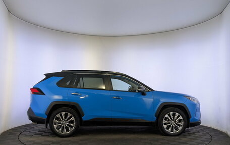 Toyota RAV4, 2019 год, 3 190 000 рублей, 4 фотография