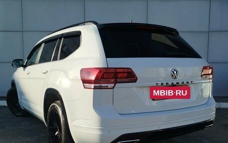 Volkswagen Teramont I, 2018 год, 3 200 000 рублей, 7 фотография