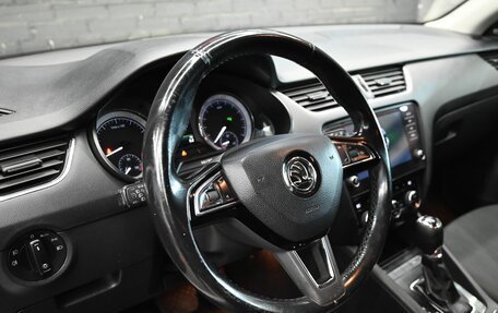 Skoda Octavia, 2018 год, 1 700 000 рублей, 14 фотография