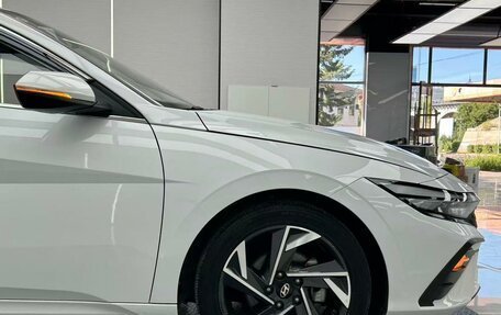 Hyundai Elantra, 2023 год, 1 140 000 рублей, 8 фотография