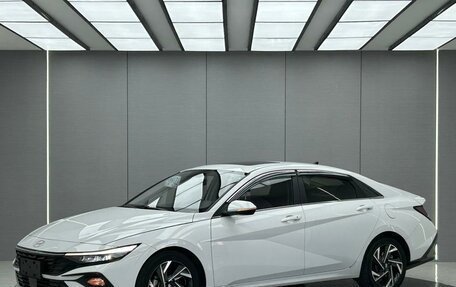 Hyundai Elantra, 2023 год, 1 140 000 рублей, 3 фотография