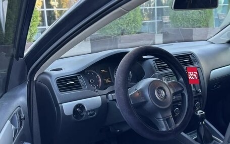 Volkswagen Jetta VI, 2012 год, 885 000 рублей, 11 фотография