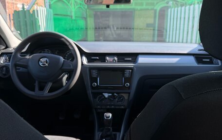 Skoda Rapid I, 2019 год, 1 550 000 рублей, 10 фотография