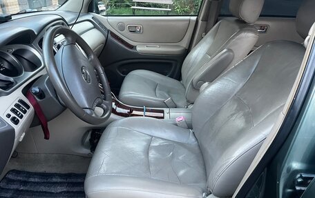 Toyota Highlander III, 2005 год, 1 050 000 рублей, 10 фотография