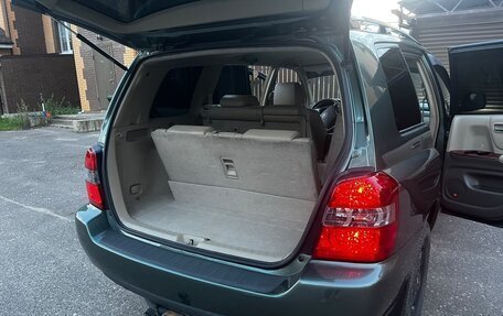 Toyota Highlander III, 2005 год, 1 050 000 рублей, 6 фотография
