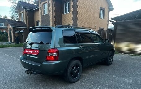 Toyota Highlander III, 2005 год, 1 050 000 рублей, 16 фотография