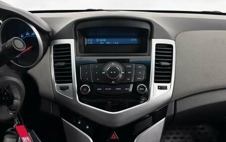 Chevrolet Cruze II, 2009 год, 650 000 рублей, 14 фотография