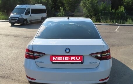 Skoda Superb III рестайлинг, 2016 год, 1 600 000 рублей, 8 фотография