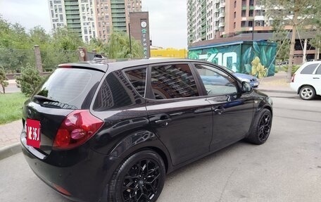 KIA cee'd I рестайлинг, 2008 год, 800 000 рублей, 4 фотография
