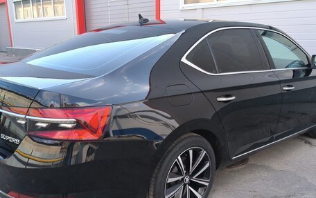 Skoda Superb III рестайлинг, 2025 год, 3 000 000 рублей, 2 фотография