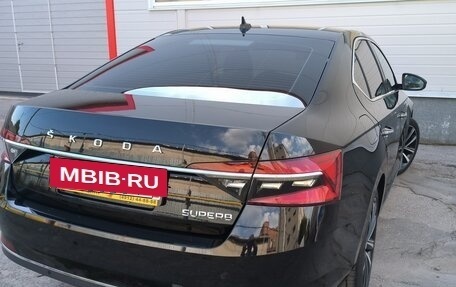 Skoda Superb III рестайлинг, 2025 год, 3 000 000 рублей, 5 фотография