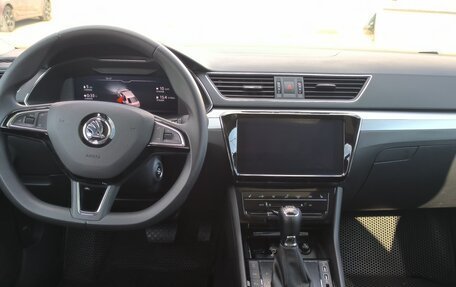 Skoda Superb III рестайлинг, 2025 год, 3 000 000 рублей, 13 фотография