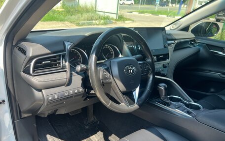 Toyota Camry, 2021 год, 3 500 000 рублей, 7 фотография