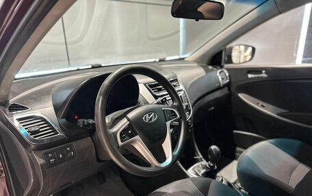 Hyundai Solaris II рестайлинг, 2011 год, 560 000 рублей, 11 фотография