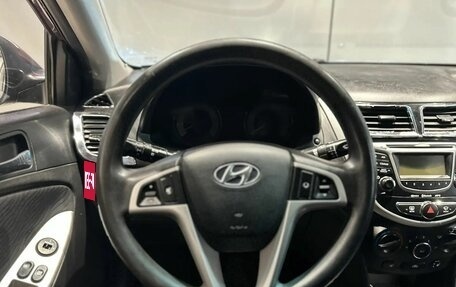 Hyundai Solaris II рестайлинг, 2011 год, 560 000 рублей, 12 фотография