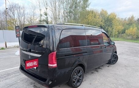 Mercedes-Benz V-Класс, 2018 год, 3 800 000 рублей, 3 фотография