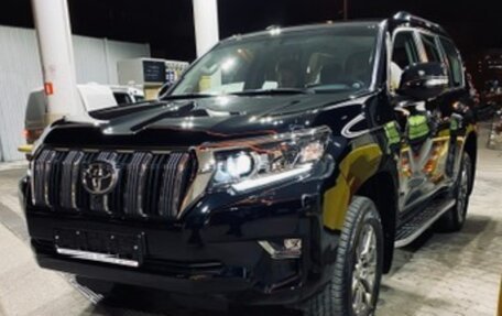 Toyota Land Cruiser Prado 150 рестайлинг 2, 2019 год, 4 450 000 рублей, 1 фотография