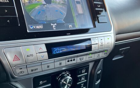 Toyota Land Cruiser Prado 150 рестайлинг 2, 2019 год, 4 450 000 рублей, 12 фотография