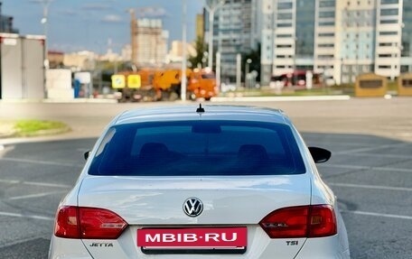 Volkswagen Jetta VI, 2013 год, 849 000 рублей, 6 фотография