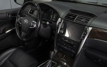Toyota Camry, 2017 год, 2 450 000 рублей, 27 фотография