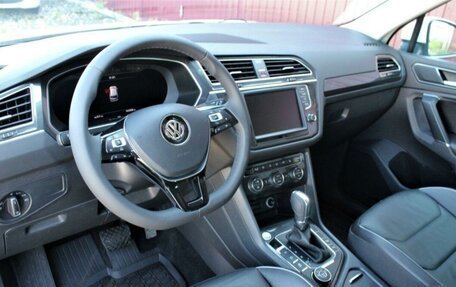 Volkswagen Tiguan II, 2017 год, 1 950 000 рублей, 14 фотография