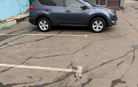 Toyota RAV4, 2013 год, 2 490 000 рублей, 4 фотография