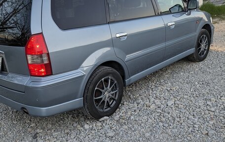 Mitsubishi Chariot III, 2001 год, 650 000 рублей, 3 фотография