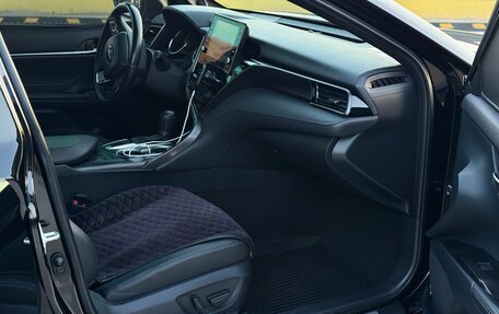 Toyota Camry, 2021 год, 3 290 000 рублей, 6 фотография