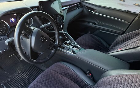 Toyota Camry, 2021 год, 3 290 000 рублей, 9 фотография