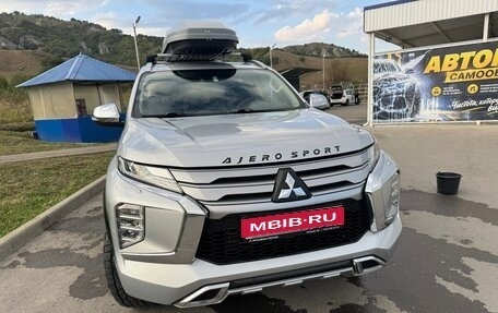 Mitsubishi Pajero Sport III рестайлинг, 2022 год, 4 100 000 рублей, 1 фотография