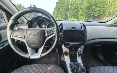 Chevrolet Cruze II, 2013 год, 660 000 рублей, 23 фотография