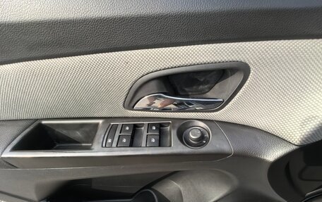 Chevrolet Cruze II, 2013 год, 660 000 рублей, 29 фотография