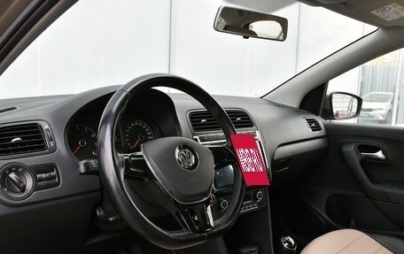 Volkswagen Polo VI (EU Market), 2016 год, 990 000 рублей, 12 фотография