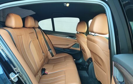 BMW 5 серия, 2017 год, 3 999 000 рублей, 15 фотография