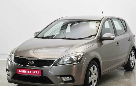 KIA cee'd I рестайлинг, 2011 год, 885 000 рублей, 1 фотография
