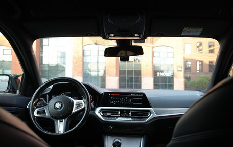 BMW 3 серия, 2019 год, 2 900 000 рублей, 15 фотография