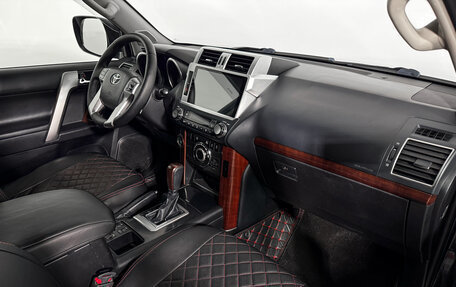 Toyota Land Cruiser Prado 150 рестайлинг 2, 2015 год, 3 450 000 рублей, 15 фотография