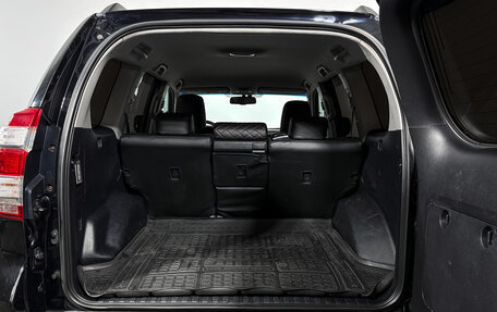 Toyota Land Cruiser Prado 150 рестайлинг 2, 2015 год, 3 450 000 рублей, 20 фотография